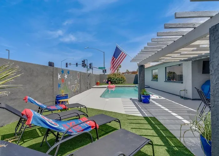 Ferienhaus Shortstop At Sloan With Pool And Dog Friendly Near Sloan Park Mesa