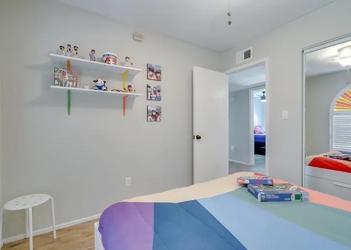Shortstop At Sloan With Pool And Dog Friendly Near Sloan Park Ferienhaus