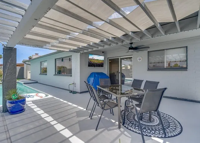 Shortstop At Sloan With Pool And Dog Friendly Near Sloan Park