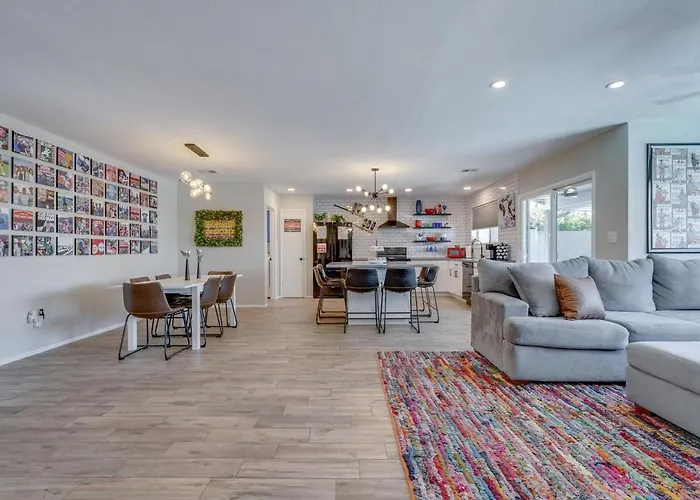 Shortstop At Sloan With Pool And Dog Friendly Near Sloan Park