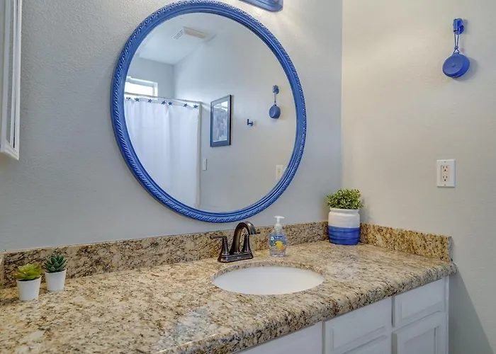 Shortstop At Sloan With Pool And Dog Friendly Near Sloan Park