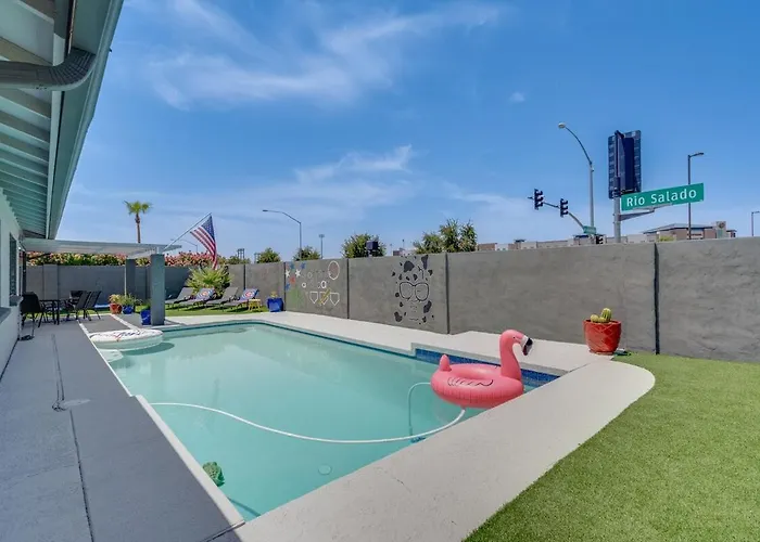 Shortstop At Sloan With Pool And Dog Friendly Near Sloan Park *