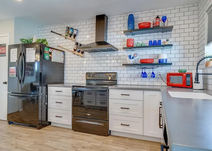 Ferienhaus Shortstop At Sloan With Pool And Dog Friendly Near Sloan Park Mesa